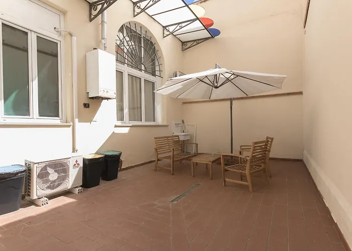 Amalia Apartment Via La Farina